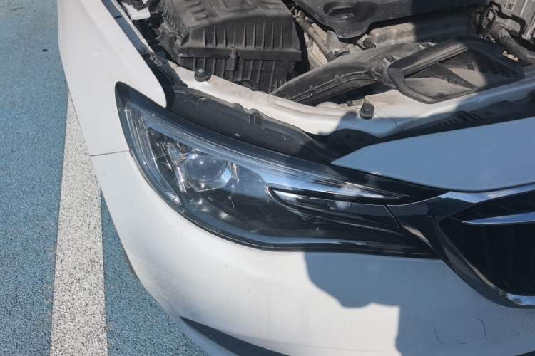 Used Buick GT 2021 Revised Version Flagship 1.5L Automatic Elite Edition Right Front Headlight