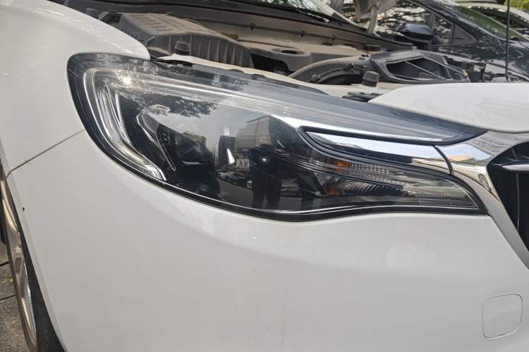 Used Buick GT 2021 Exemplar 1.5L Automatic Elite Version Right Front Headlight