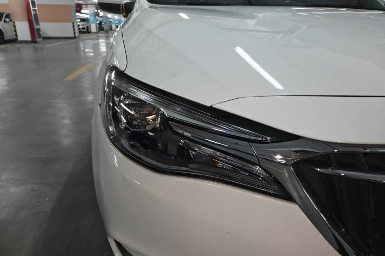 Used Buick GT 2021 Revised Version Flagship 1.5L Automatic Elite Edition Right Front Headlight
