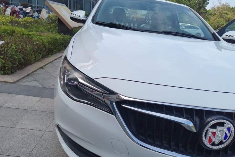 Used Buick GT 2021 Revised Version Flagship 1.5L Automatic Elite Edition Right Front Headlight