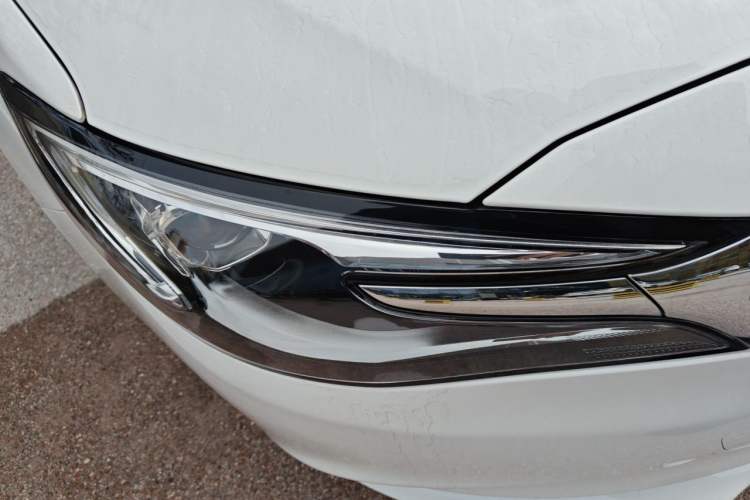 Used Buick GT 2021 Revised Version Flagship 1.5L Automatic Elite Edition Right Front Headlight