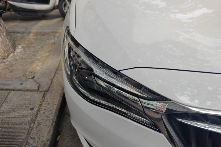 Used Buick GT 2021 Revised Version Flagship 1.5L Automatic Elite Edition Right Front Headlight