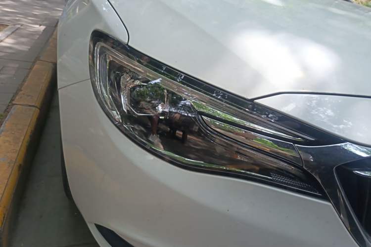 Used Buick GT 2021 Revised Version 1.3T Automatic Mild Hybrid Elite Edition Right Front Headlight