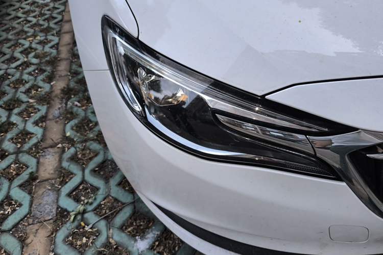 Used Buick GT 2021 Revised Version Flagship 1.5L Automatic Elite Edition Right Front Headlight