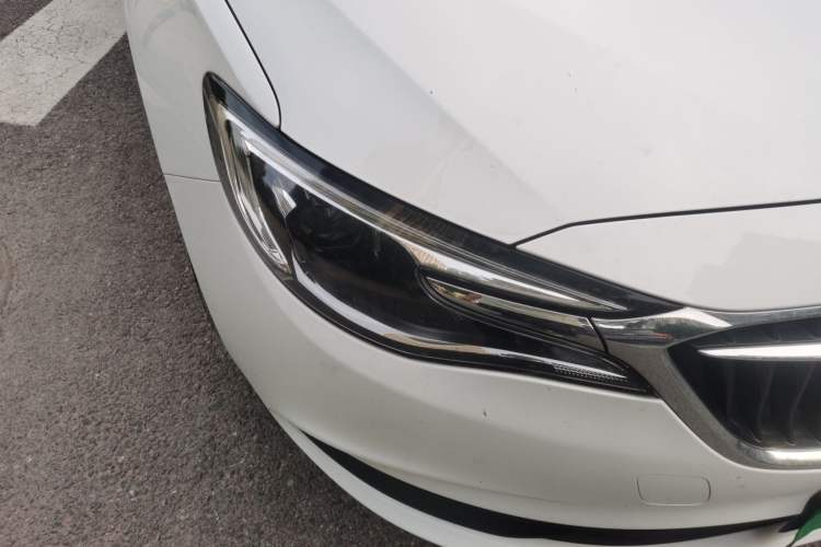 Used Buick GT 2021 1.3T Automatic Mild Hybrid Elite Version Right Front Headlight