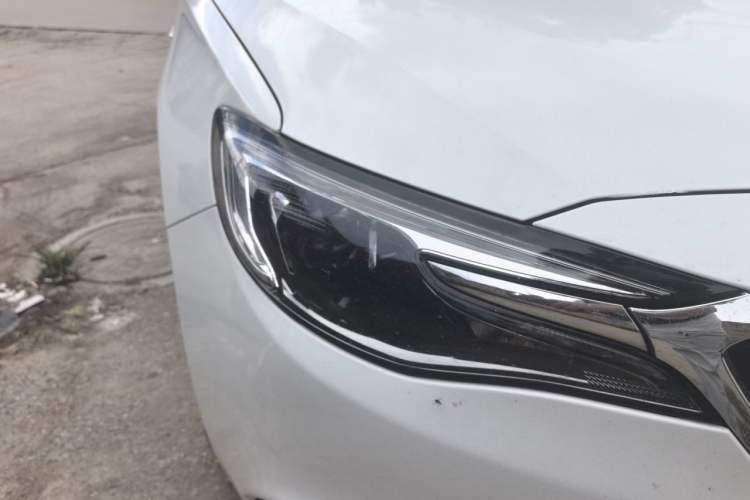 Used Buick GT 2021 Revised Version Flagship 1.5L Automatic Elite Edition Right Front Headlight