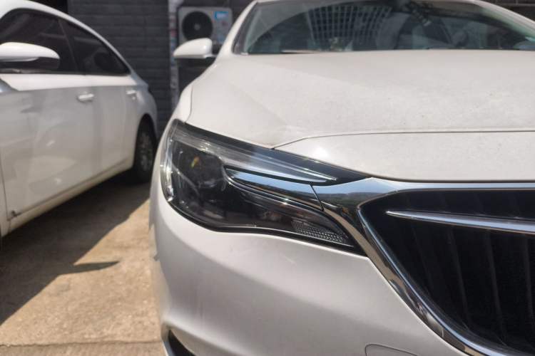 Used Buick GT 2021 Revised Version Flagship 1.5L Automatic Elite Edition Right Front Headlight
