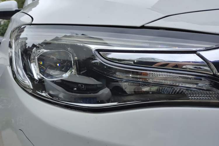 Used Buick GT 2021 Revised Version Flagship 1.5L Automatic Elite Edition Right Front Headlight