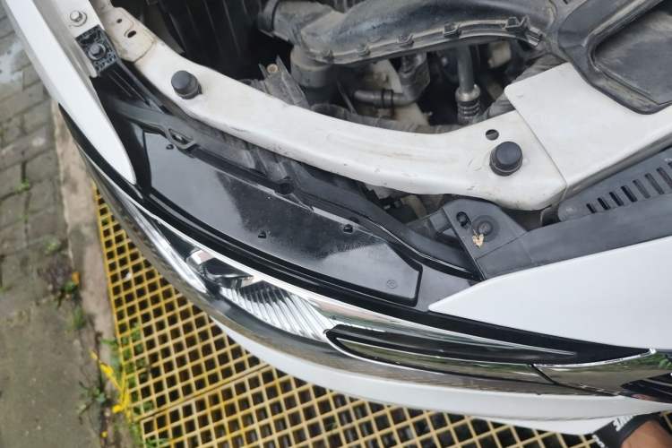 Used Buick GT 2021 Exemplar 1.5L Automatic Entry-Level Trim Right Front Headlight
