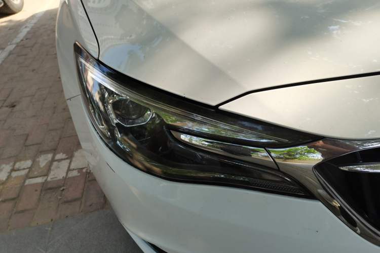 Used Buick GT 2021 Revised Version Flagship 1.5L Automatic Elite Edition Right Front Headlight