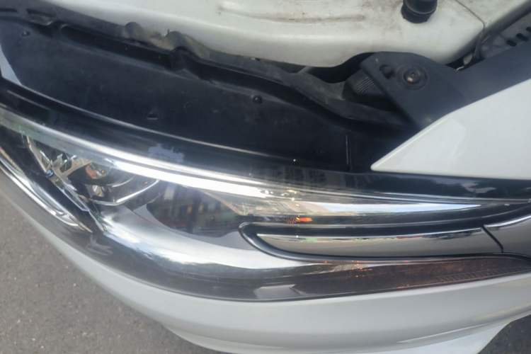 Used Buick GT 2021 Revised Version Flagship 1.5L Automatic Elite Edition Right Front Headlight