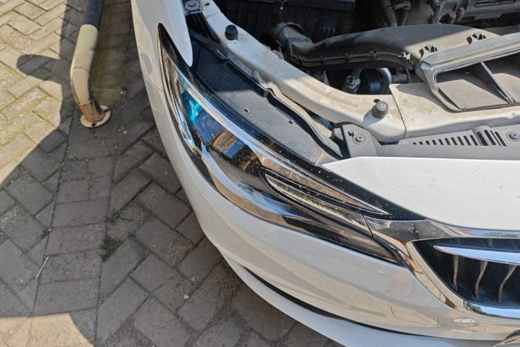 Used Buick GT 2021 Revised Version Flagship 1.5L Automatic Elite Edition Right Front Headlight