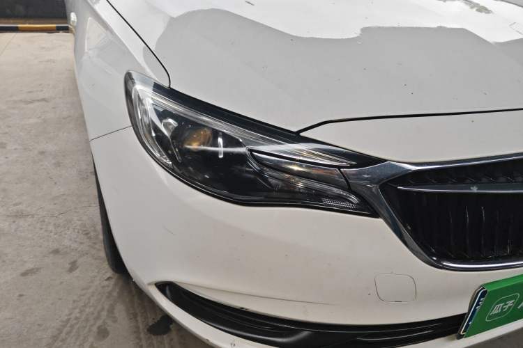 Used Buick GT 2021 1.3T Automatic Mild Hybrid Elite Version Right Front Headlight
