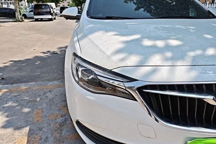 Used Buick GT 2021 Revised Version Flagship 1.5L Automatic Elite Edition Right Front Headlight