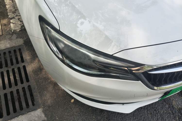 Used Buick GT 2021 1.3T Automatic Mild Hybrid Elite Version Right Front Headlight