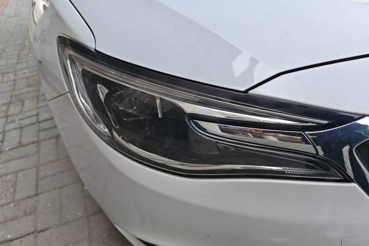Used Buick GT 2021 Exemplar 1.5L Automatic Elite Version Right Front Headlight