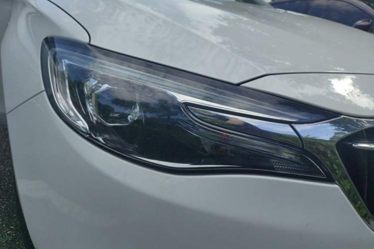 Used Buick GT 2021 Revised Version Flagship 1.5L Automatic Elite Edition Right Front Headlight