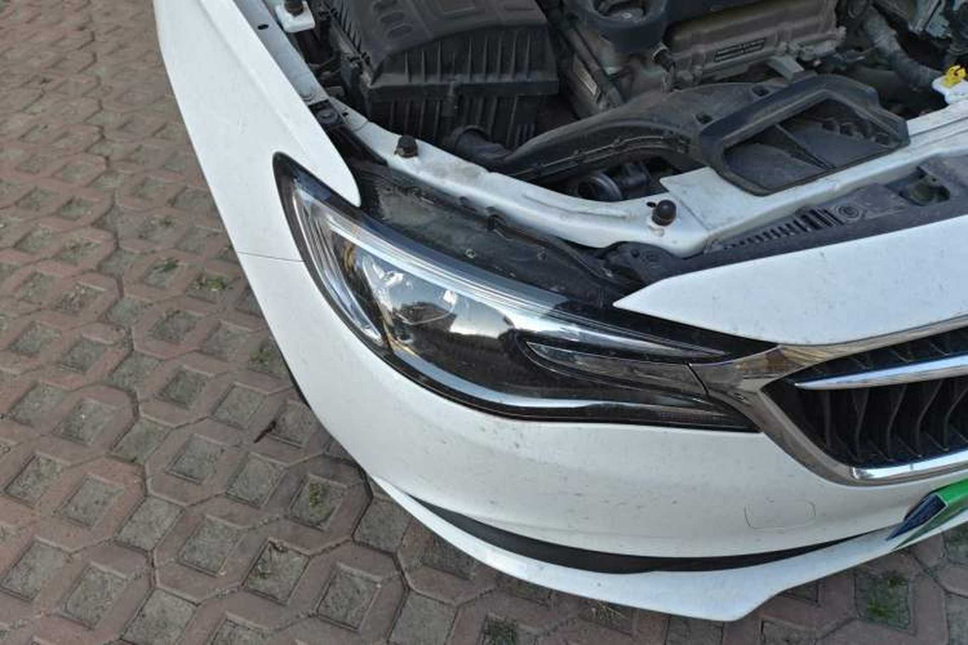 Used Buick GT 2021 Revised Version Flagship 1.5L Automatic Elite Edition Right Front Headlight