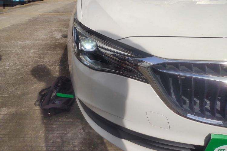 Used Buick GT 2021 Revised Version Flagship 1.5L Automatic Elite Edition Right Front Headlight