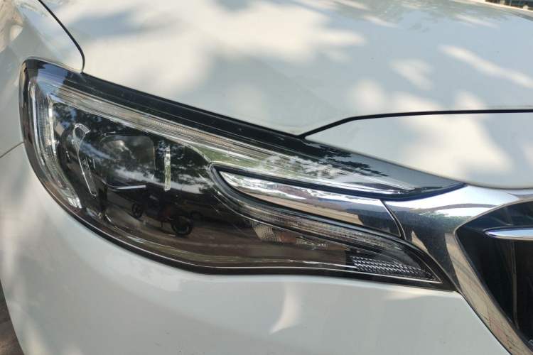 Used Buick GT 2021 Revised Version 1.3T Automatic Mild Hybrid Elite Edition Right Front Headlight