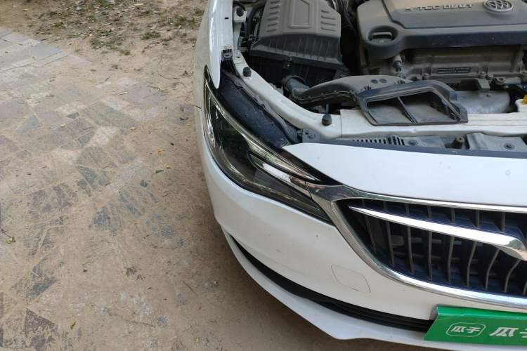 Used Buick GT 2021 Revised Version Flagship 1.5L Automatic Elite Edition Right Front Headlight