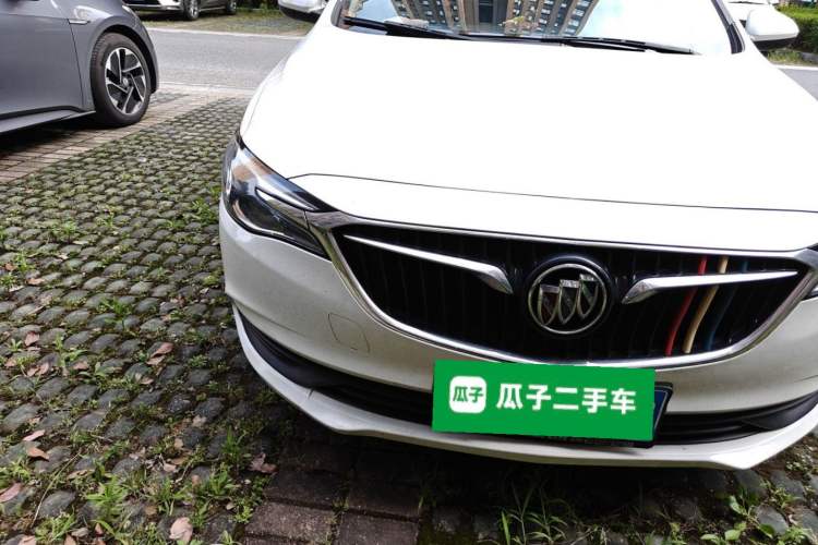 Used Buick GT 2021 Revised Version Flagship 1.5L Automatic Elite Edition Right Front Headlight