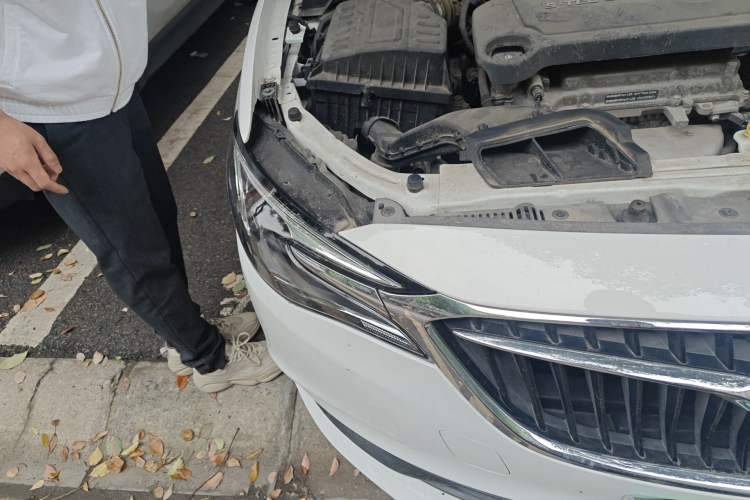 Used Buick GT 2021 Revised Version Flagship 1.5L Automatic Elite Edition Right Front Headlight