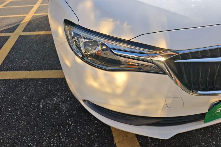 Used Buick GT 2021 Revised Version Flagship 1.5L Automatic Elite Edition Right Front Headlight