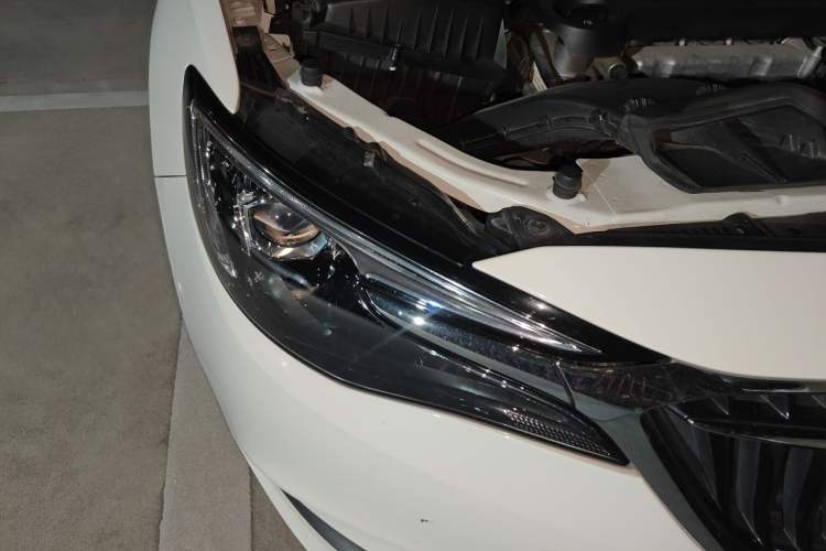 Used Buick GT 2021 Revised Version Flagship 1.5L Automatic Elite Edition Right Front Headlight