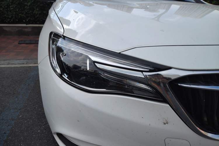 Used Buick GT 2021 Revised Version Flagship 1.5L Automatic Elite Edition Right Front Headlight