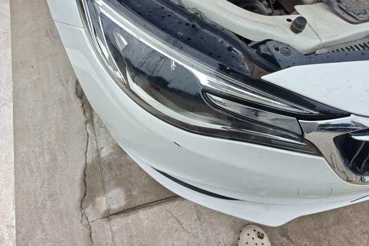 Used Buick GT 2021 Exemplar 1.5L Automatic Elite Version Right Front Headlight