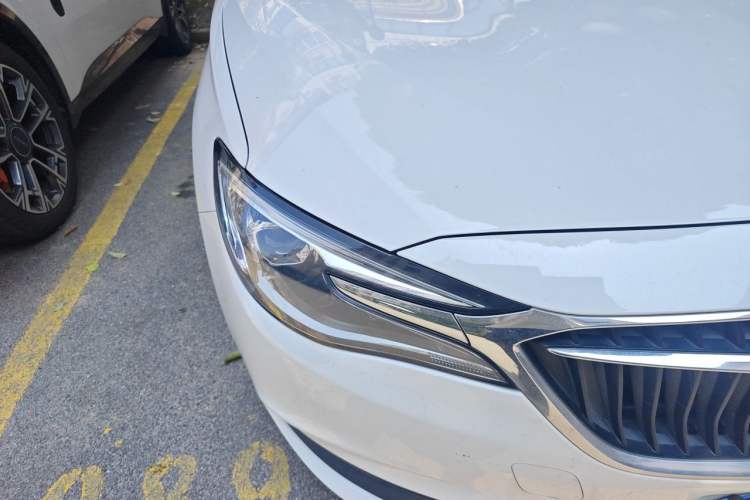 Used Buick GT 2021 Revised Version Flagship 1.5L Automatic Elite Edition Right Front Headlight