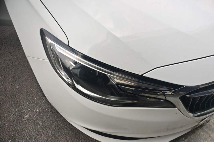 Used Buick GT 2021 Exemplar 1.5L Automatic Elite Version Right Front Headlight