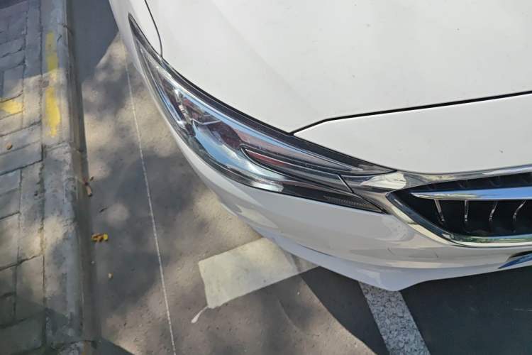 Used Buick GT 2021 Revised Version Flagship 1.5L Automatic Elite Edition Right Front Headlight