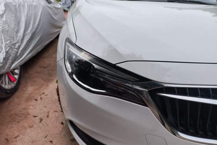 Used Buick GT 2021 Revised Version Flagship 1.5L Automatic Elite Edition Right Front Headlight