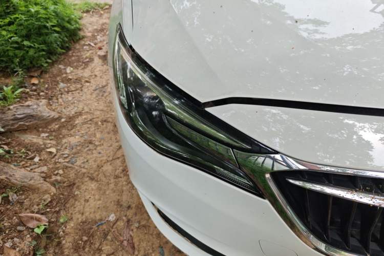 Used Buick GT 2021 Exemplar 1.5L Automatic Elite Version Right Front Headlight