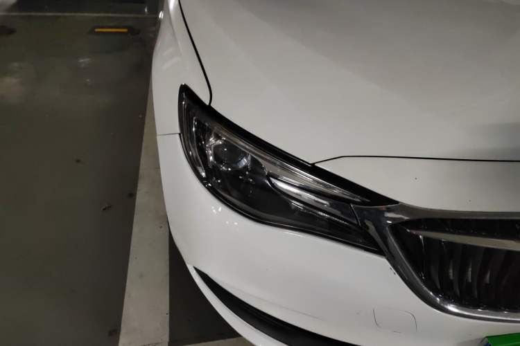 Used Buick GT 2021 Revised Version Flagship 1.5L Automatic Elite Edition Right Front Headlight