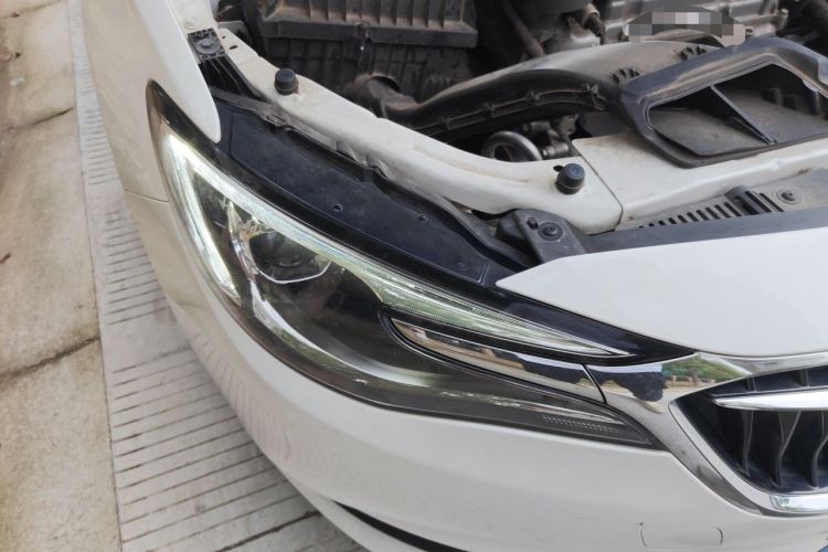 Used Buick GT 2021 Exemplar 1.5L Automatic Elite Version Right Front Headlight