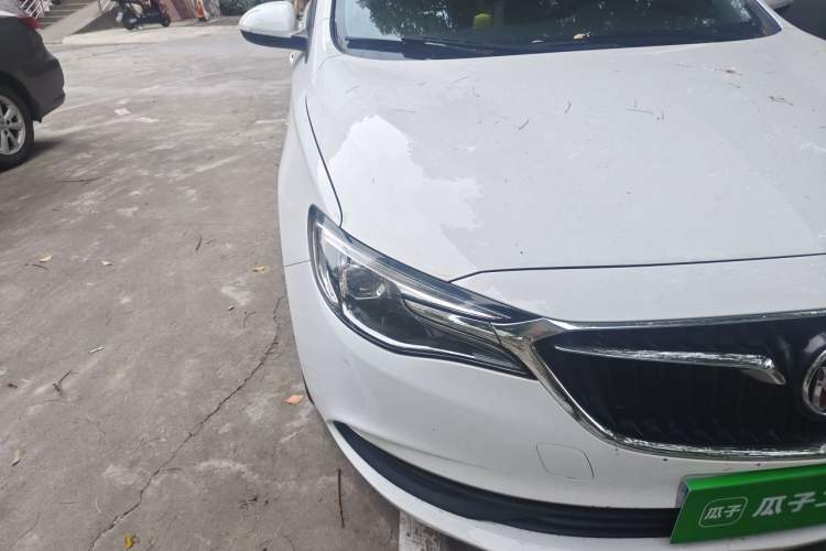 Used Buick GT 2021 Revised Version Flagship 1.5L Automatic Elite Edition Right Front Headlight