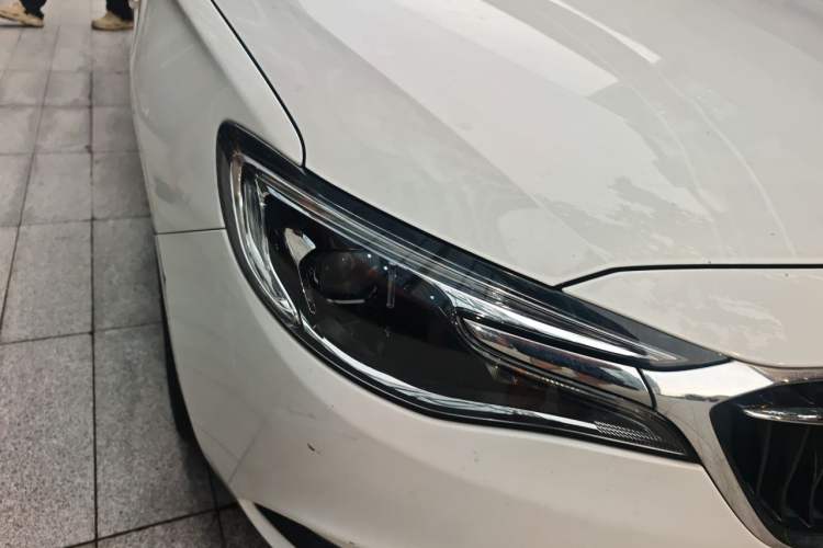 Used Buick GT 2021 1.3T Automatic Mild Hybrid Elite Version Right Front Headlight