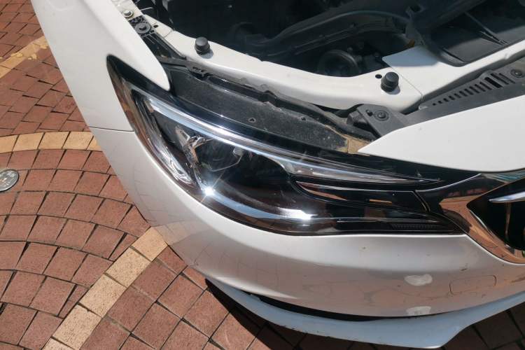 Used Buick GT 2021 Revised Version Flagship 1.5L Automatic Elite Edition Right Front Headlight