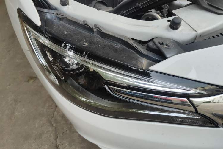 Used Buick GT 2021 Exemplar 1.5L Automatic Elite Version Right Front Headlight