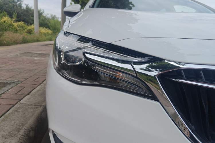 Used Buick GT 2021 Revised Version Flagship 1.5L Automatic Elite Edition Right Front Headlight