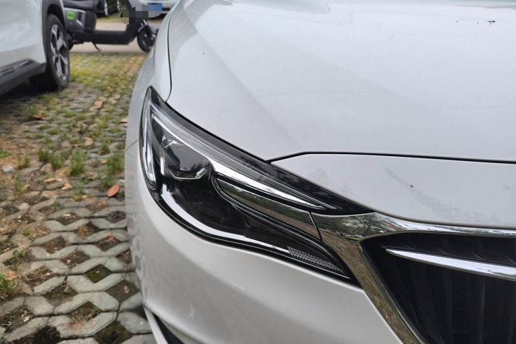 Used Buick GT 2021 Revised Version Flagship 1.5L Automatic Elite Edition Right Front Headlight