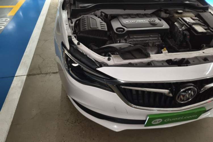 Used Buick GT 2021 Exemplar 1.5L Automatic Elite Version Right Front Headlight