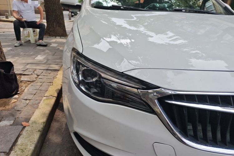 Used Buick GT 2021 Revised Version Flagship 1.5L Automatic Elite Edition Right Front Headlight