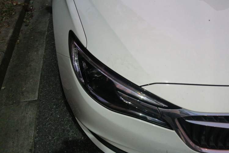 Used Buick GT 2021 Exemplar 1.5L Automatic Elite Version Right Front Headlight