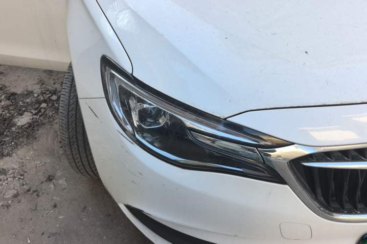 Used Buick GT 2021 Revised Version 1.3T Automatic Mild Hybrid Elite Edition Right Front Headlight