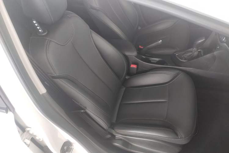 Used Buick GT 2021 Revised Version Flagship 1.5L Automatic Elite Edition Right Front Seat