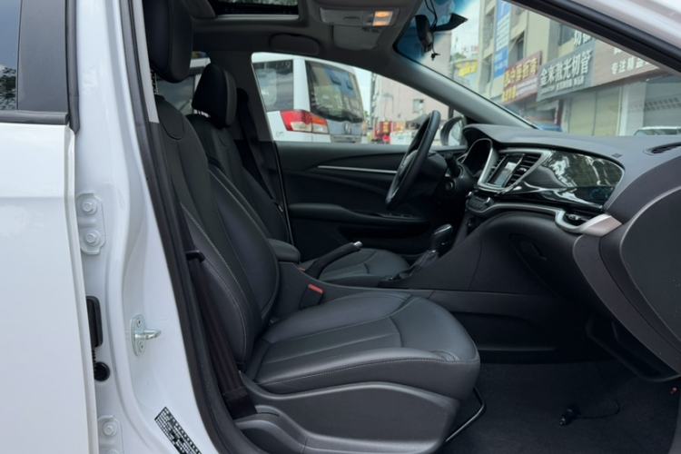 Used Buick GT 2021 Revised Version Flagship 1.5L Automatic Elite Edition Right Front Seat